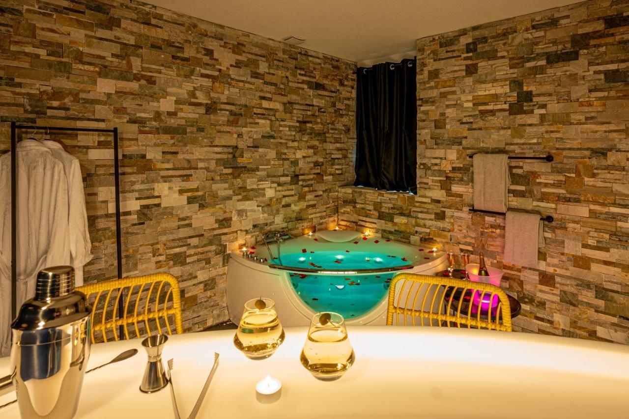 Appartamento Cocon Relax - Jacuzzi - Cinema Montbéliard Esterno foto