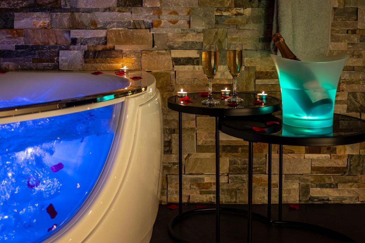 Appartamento Cocon Relax - Jacuzzi - Cinema Montbéliard Esterno foto