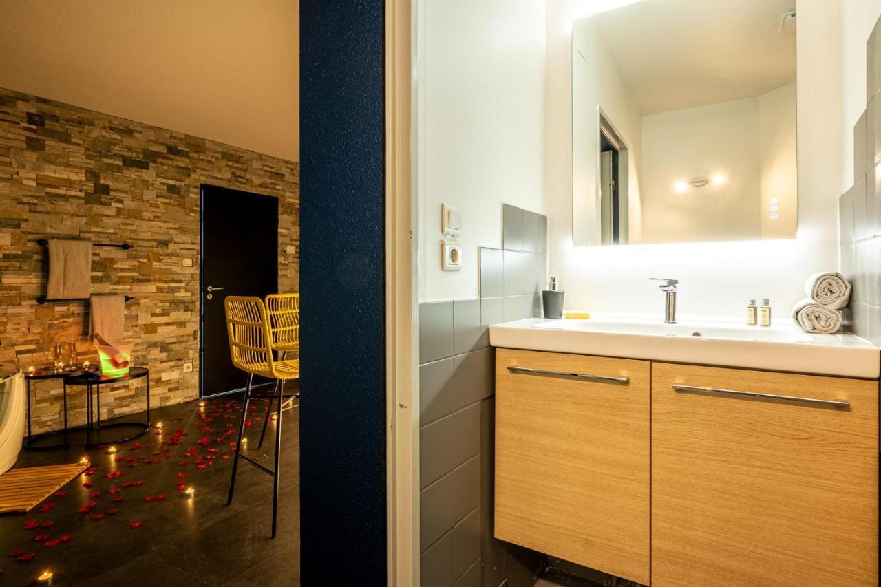 Appartamento Cocon Relax - Jacuzzi - Cinema Montbéliard Esterno foto